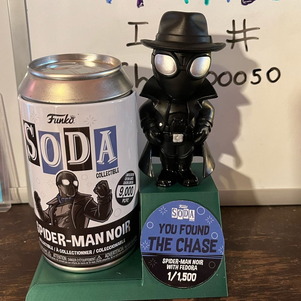 Funko Soda CHASE Spider-Man Noir with fedora hat limited edition figure marvel